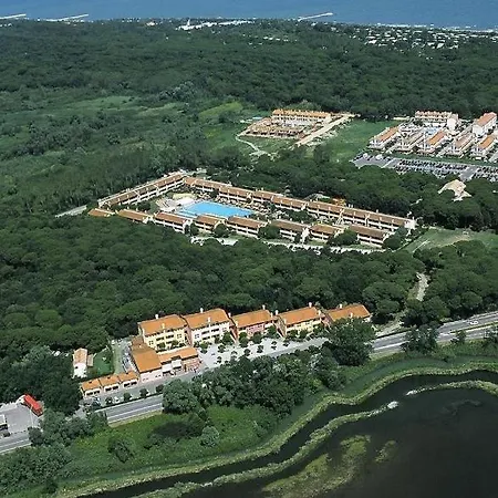 Tize' Village Lejlighedshotel